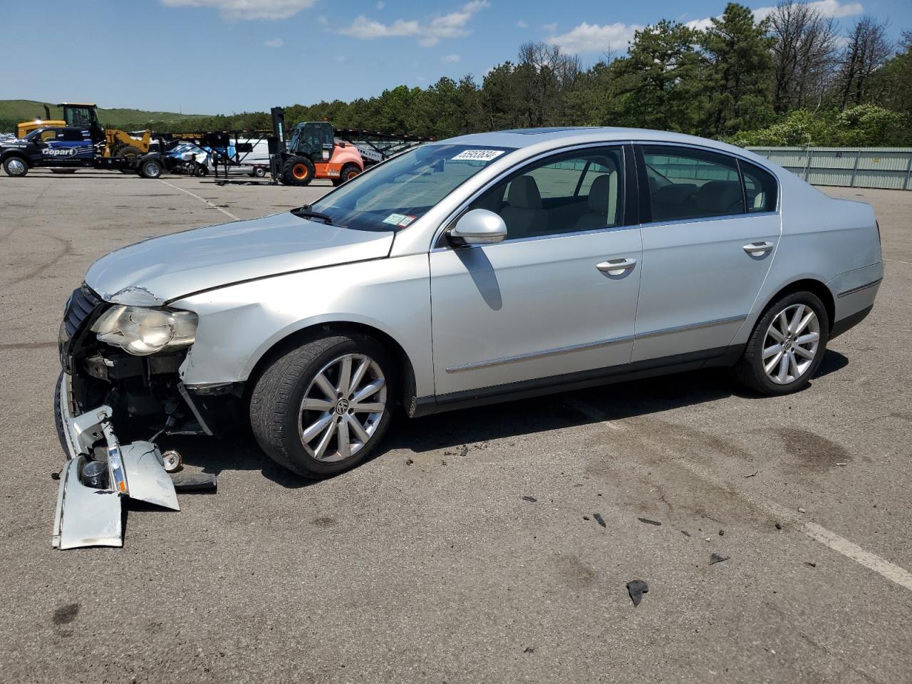 2010 VOLKSWAGEN PASSAT KOMFORT