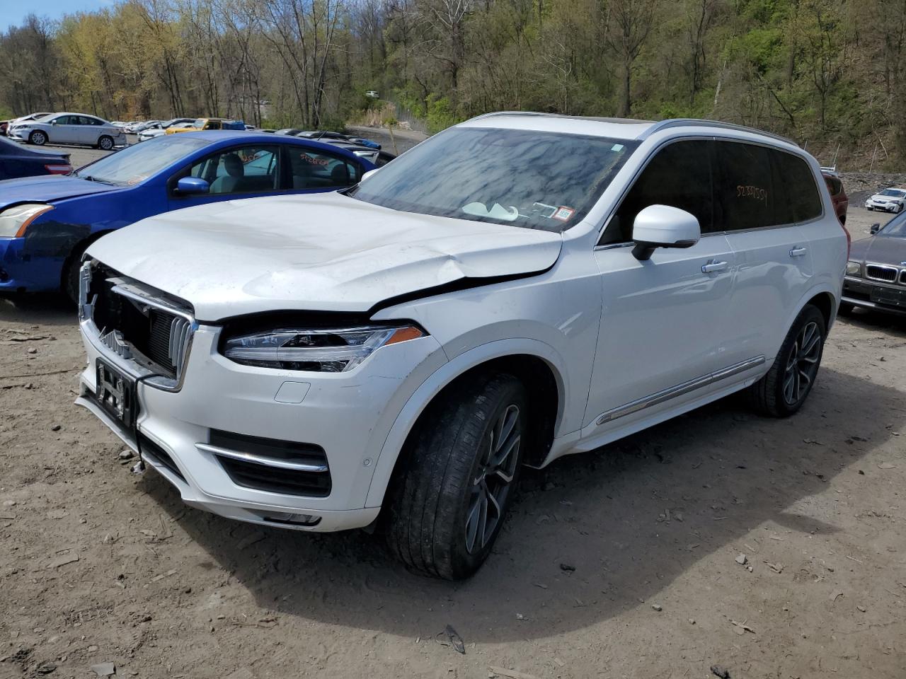 2016 VOLVO XC90 T6