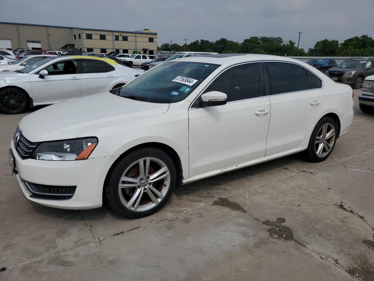 2014 VOLKSWAGEN PASSAT SE