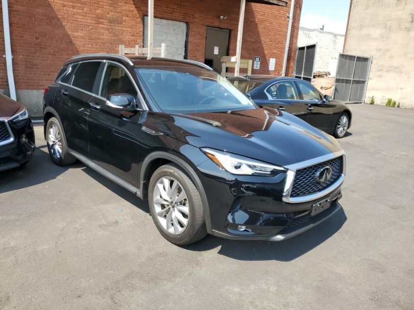 2021 INFINITI QX50 LUXE