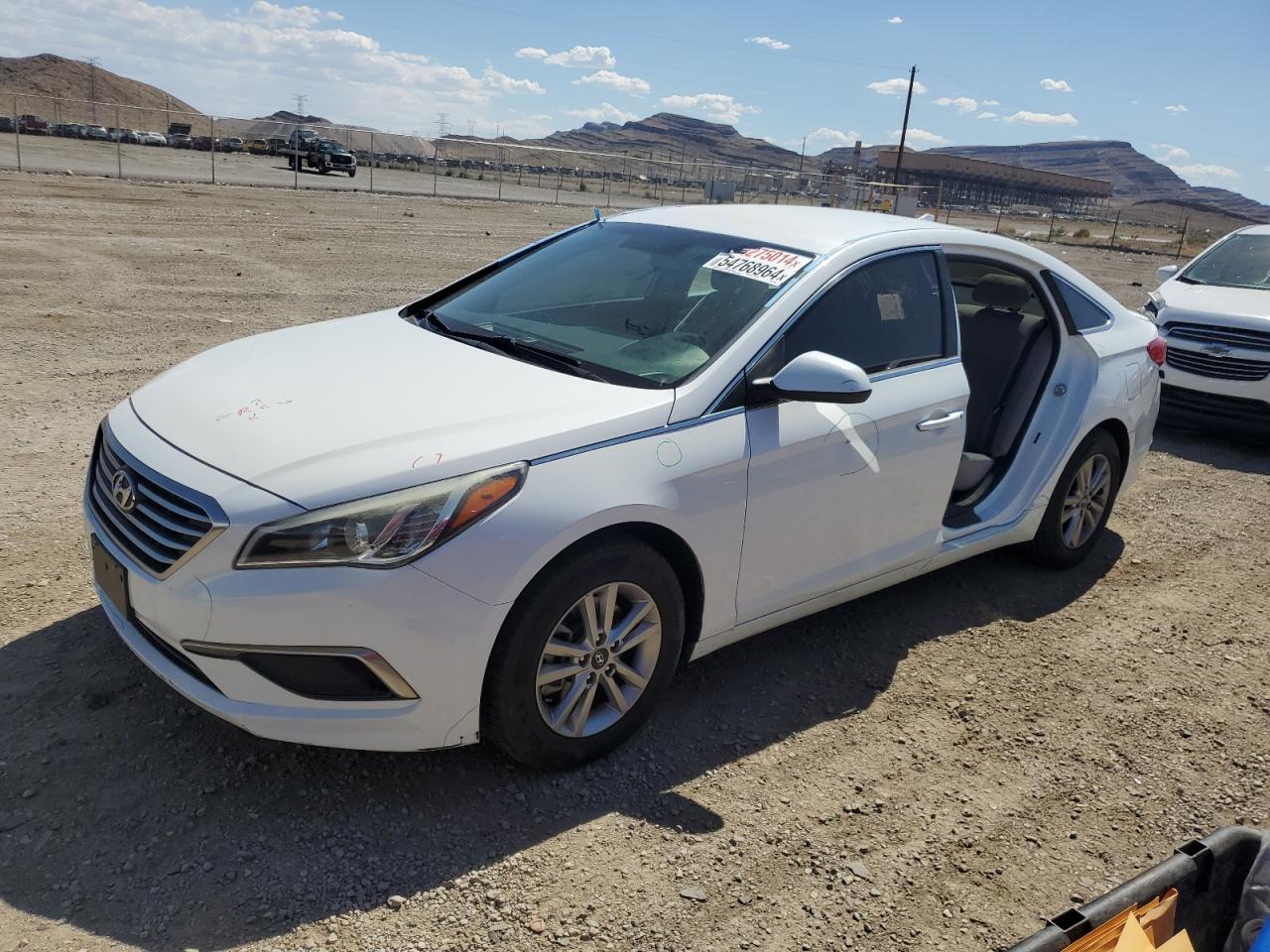 2017 HYUNDAI SONATA SE