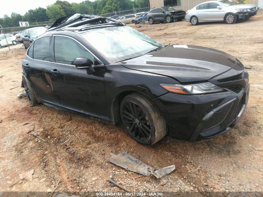 2022 TOYOTA CAMRY XSE V6