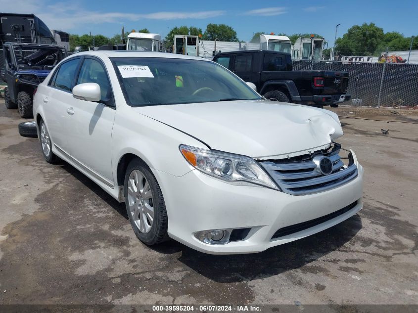 2012 TOYOTA AVALON