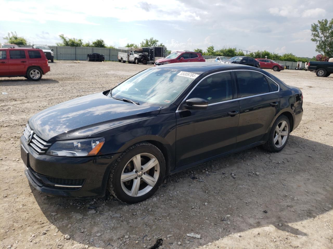 2013 VOLKSWAGEN PASSAT SE