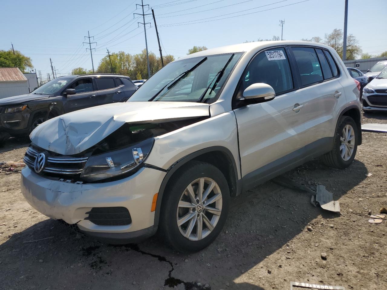 2014 VOLKSWAGEN TIGUAN S