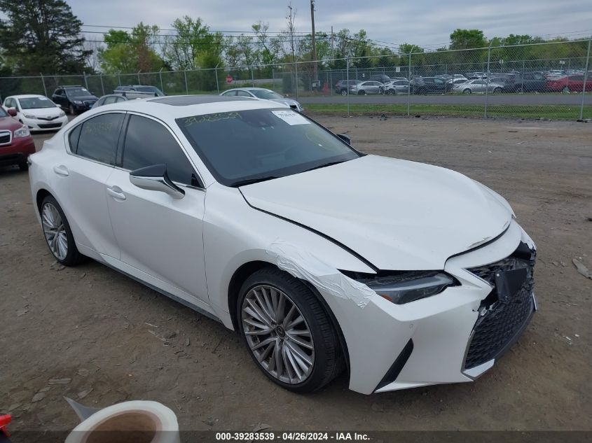 2022 LEXUS IS 300