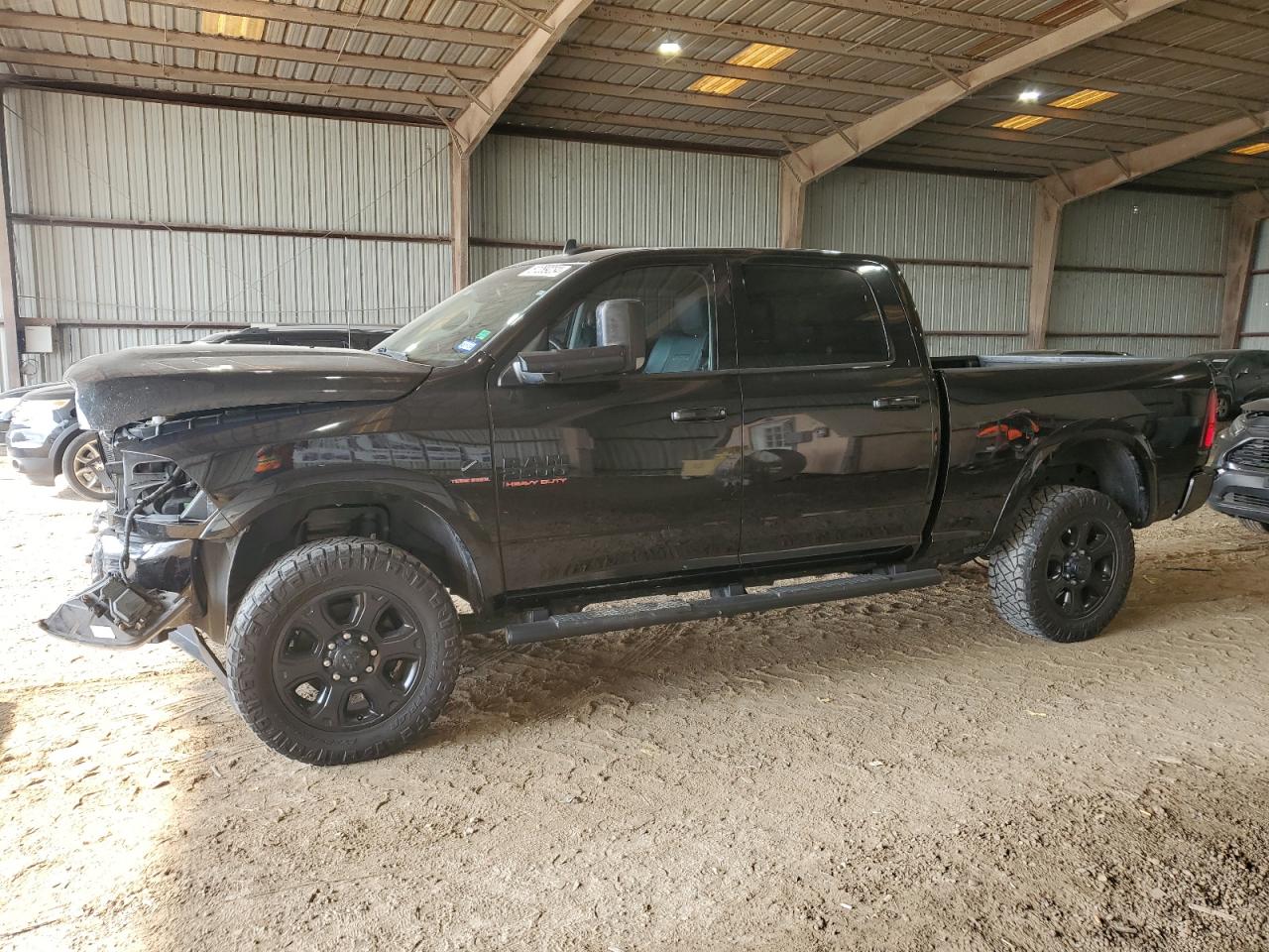 2016 RAM 2500 LARAMIE