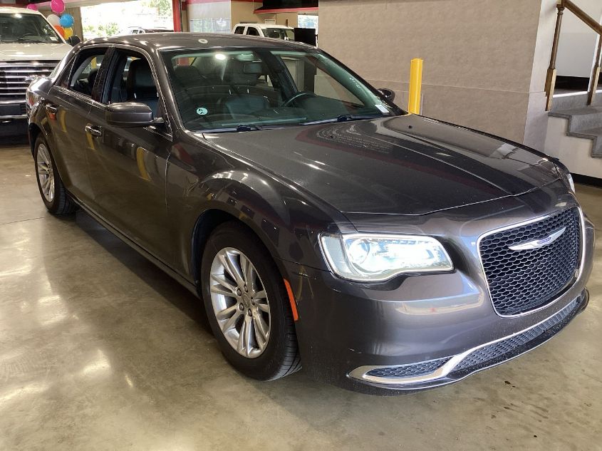 2019 CHRYSLER 300 TOURING