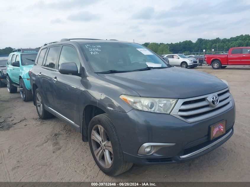 2013 TOYOTA HIGHLANDER LIMITED