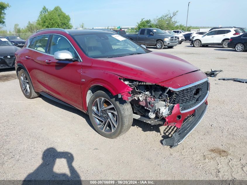 2017 INFINITI QX30 PREMIUM