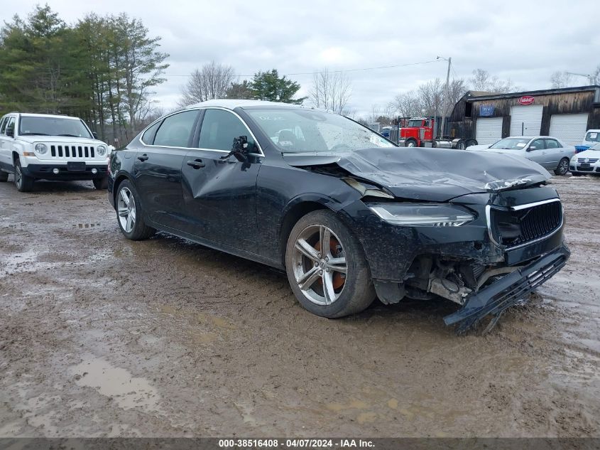 2019 VOLVO S90 T5 MOMENTUM