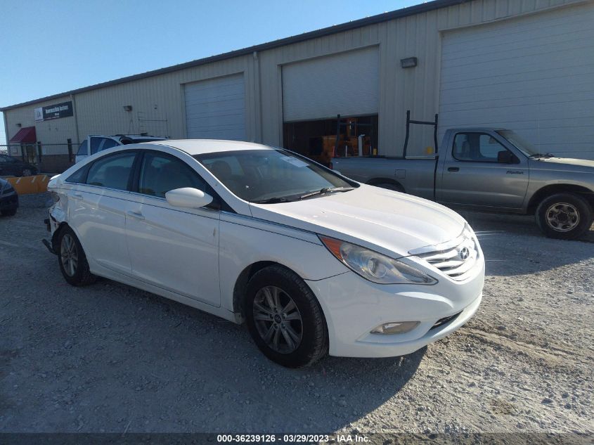 2013 HYUNDAI SONATA GLS