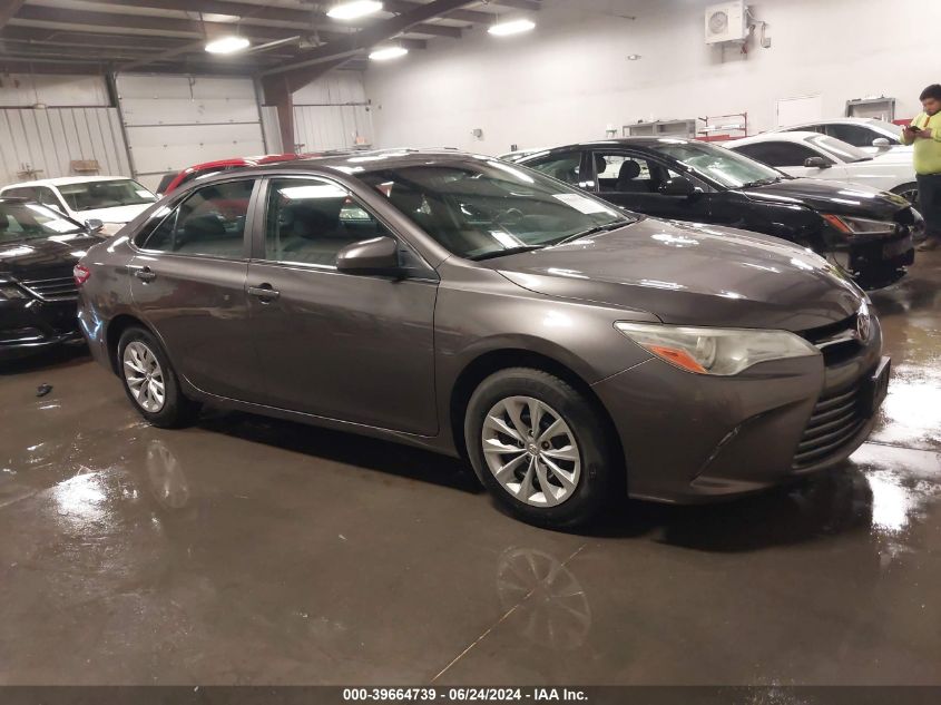 2015 TOYOTA CAMRY LE