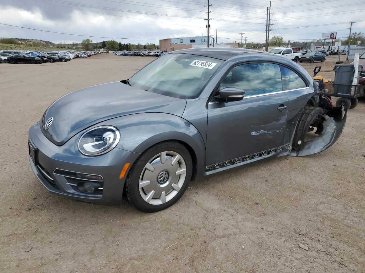 2018 VOLKSWAGEN BEETLE SE