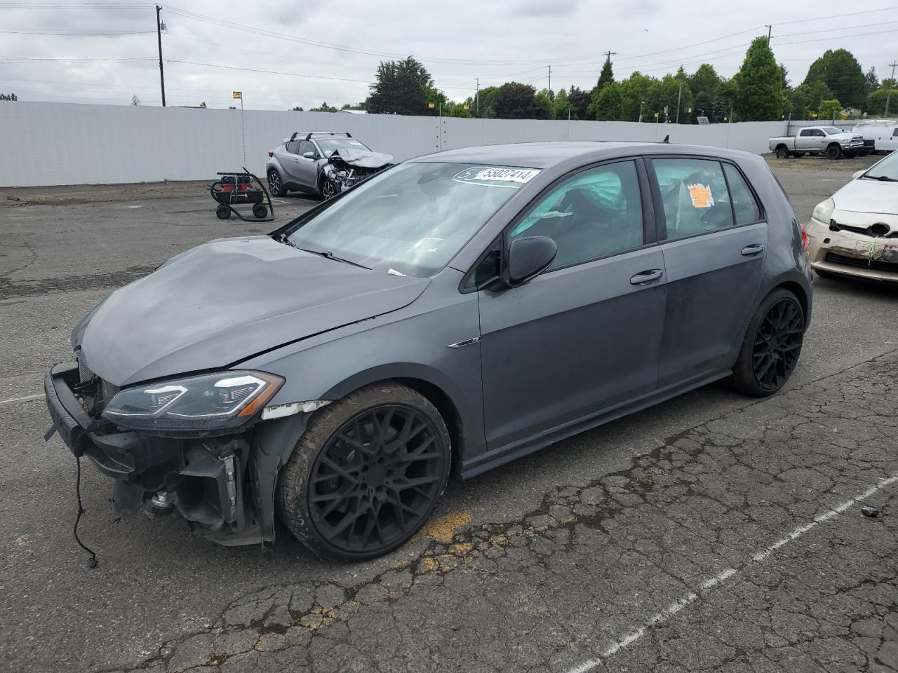 2019 VOLKSWAGEN GOLF R