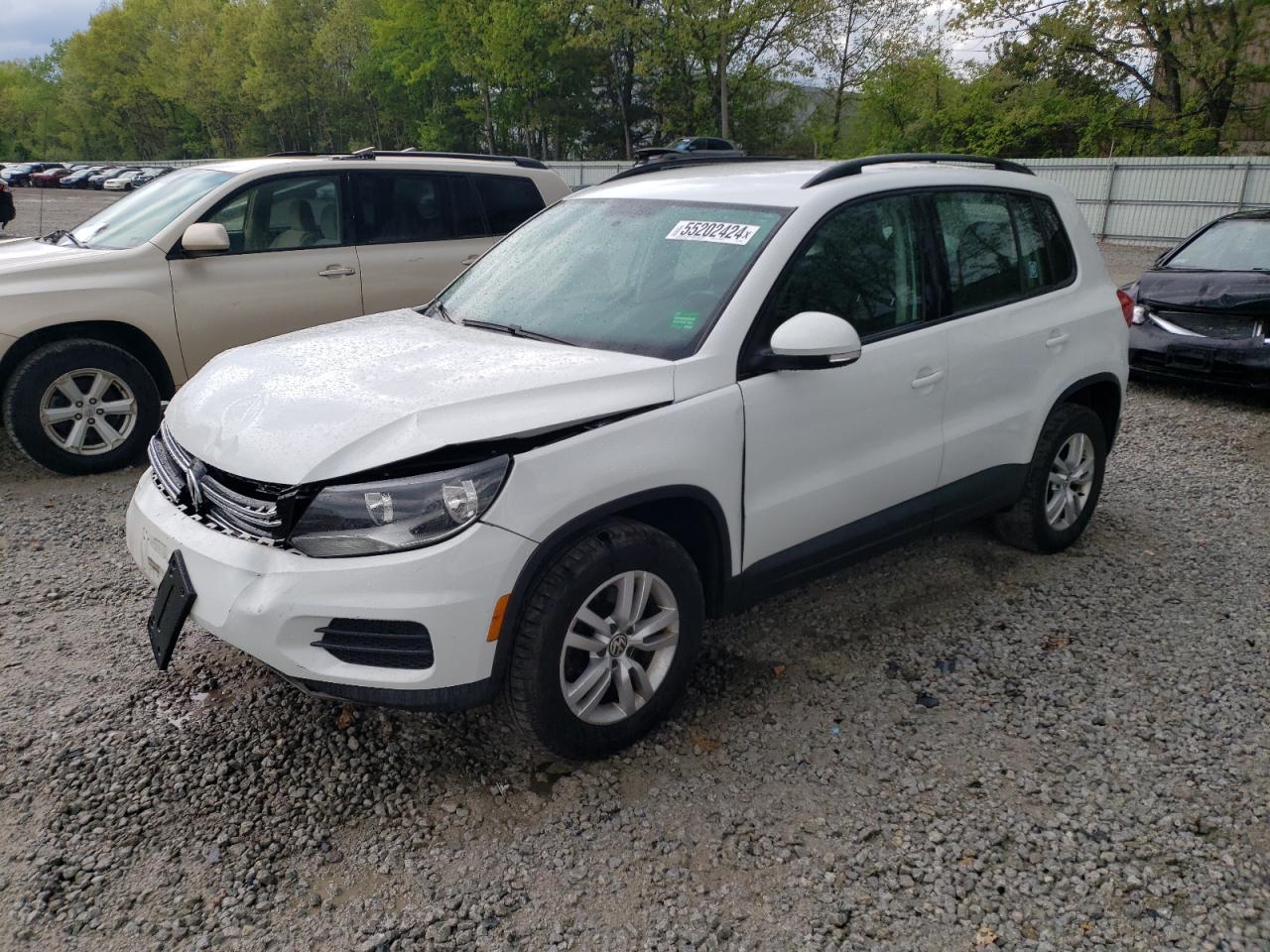 2015 VOLKSWAGEN TIGUAN S