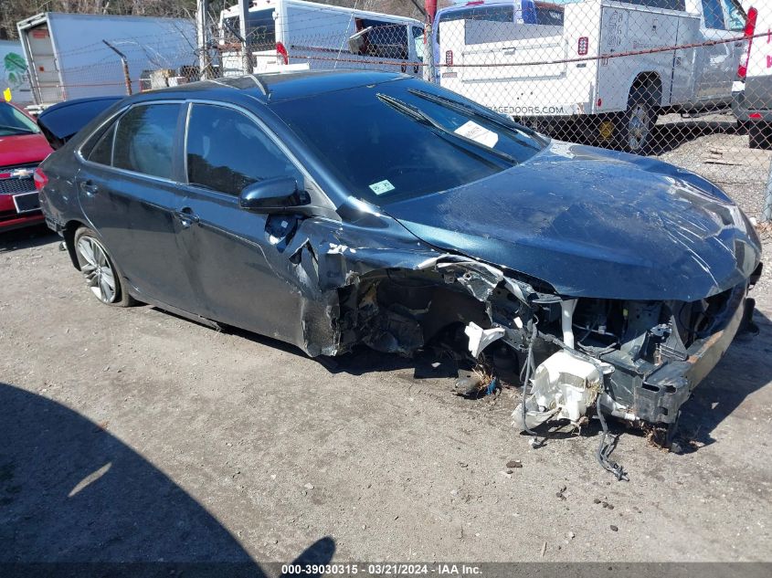 2016 TOYOTA CAMRY SE