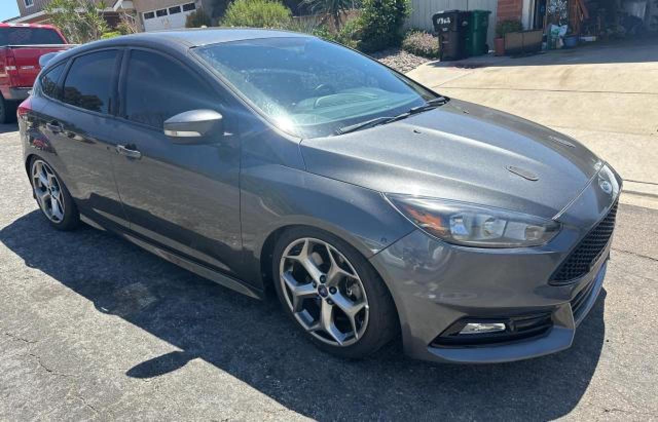 2016 FORD FOCUS ST