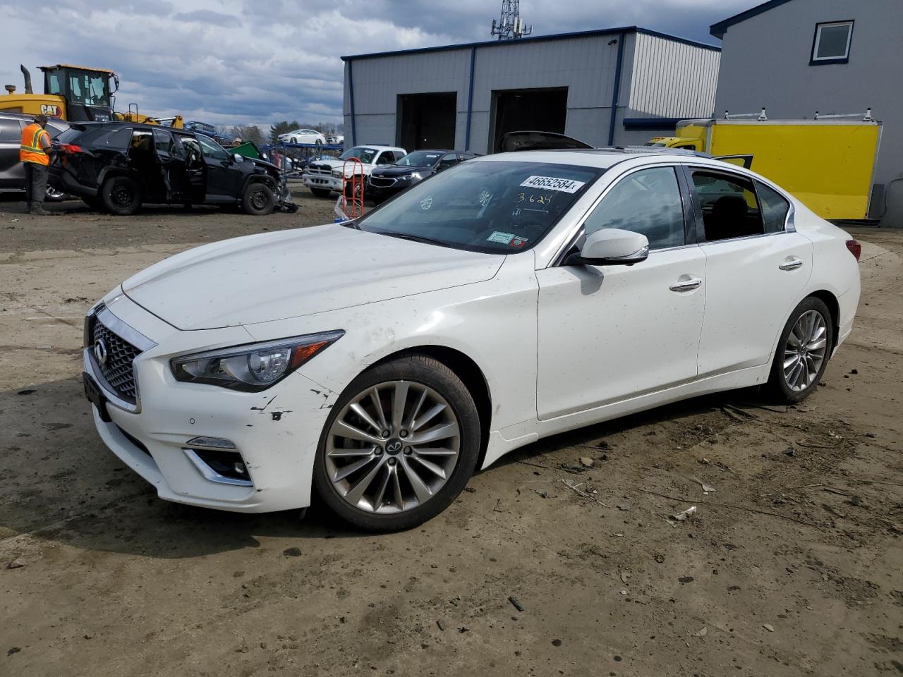 2022 INFINITI Q50 LUXE