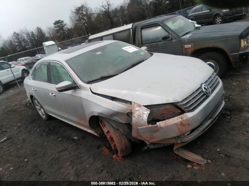 2013 VOLKSWAGEN PASSAT 2.0L TDI SE