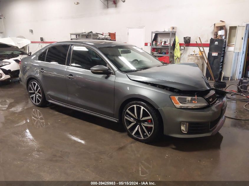 2013 VOLKSWAGEN JETTA