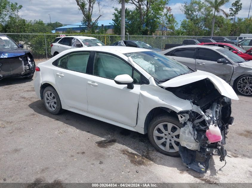 2022 TOYOTA COROLLA LE