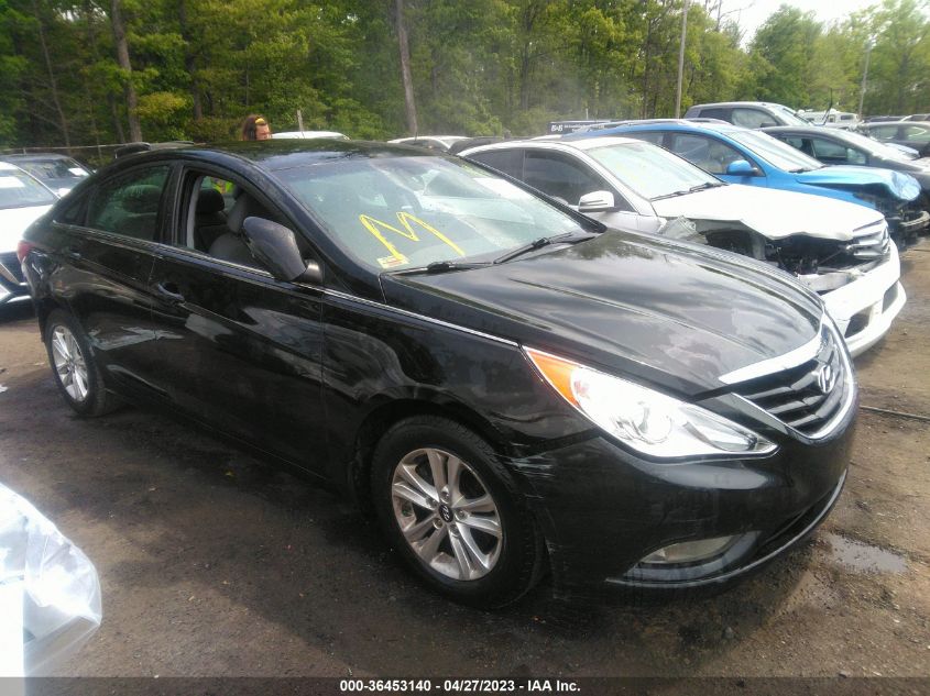 2013 HYUNDAI SONATA GLS