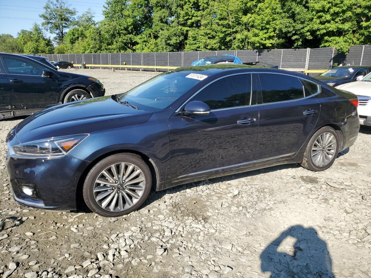 2017 KIA CADENZA PREMIUM