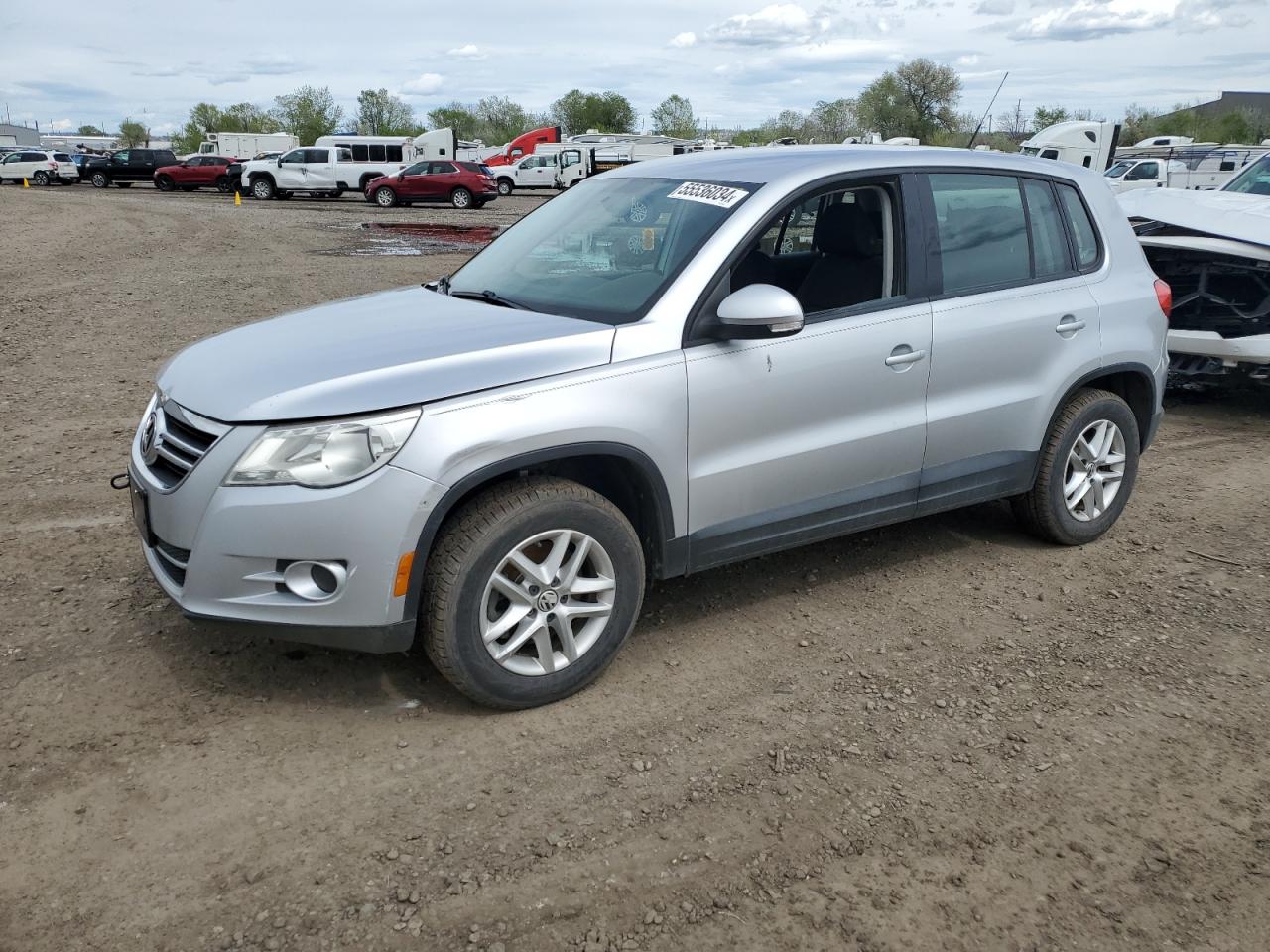 2011 VOLKSWAGEN TIGUAN S