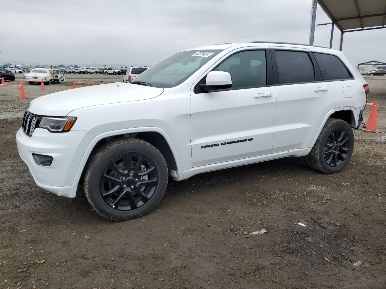 2022 JEEP GRAND CHEROKEE LAREDO E