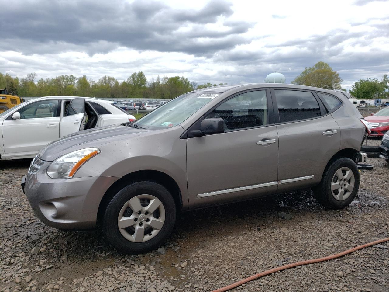 2013 NISSAN ROGUE S