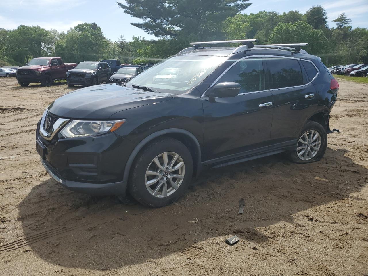 2017 NISSAN ROGUE S