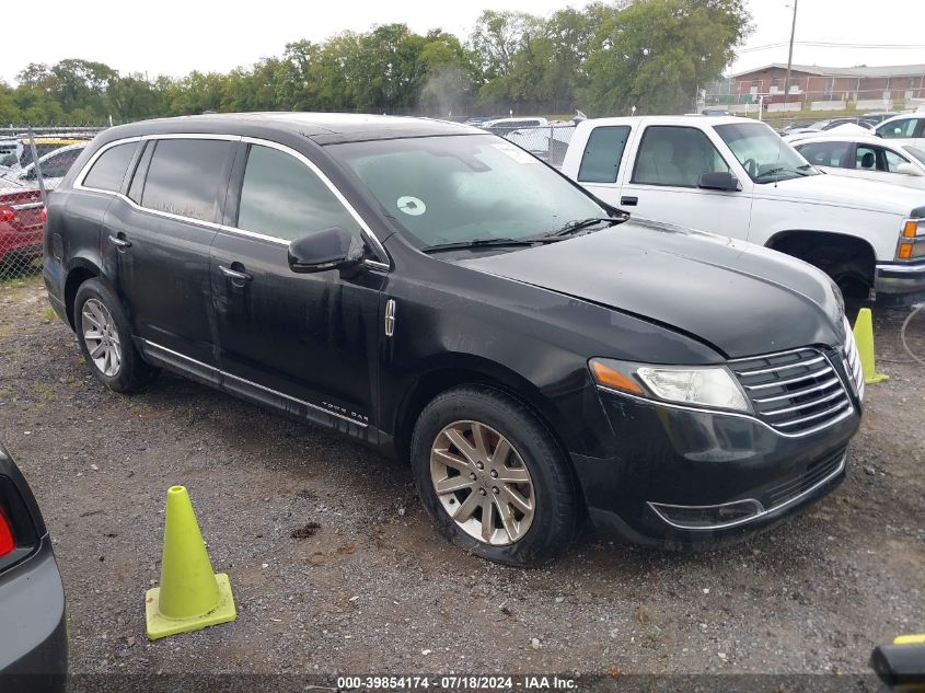 2017 LINCOLN MKT