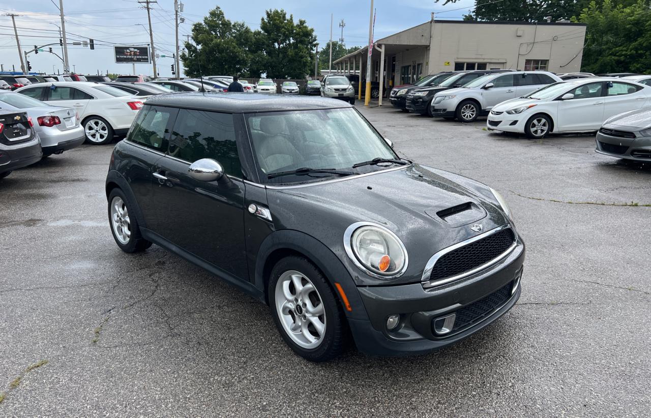 2011 MINI COOPER S