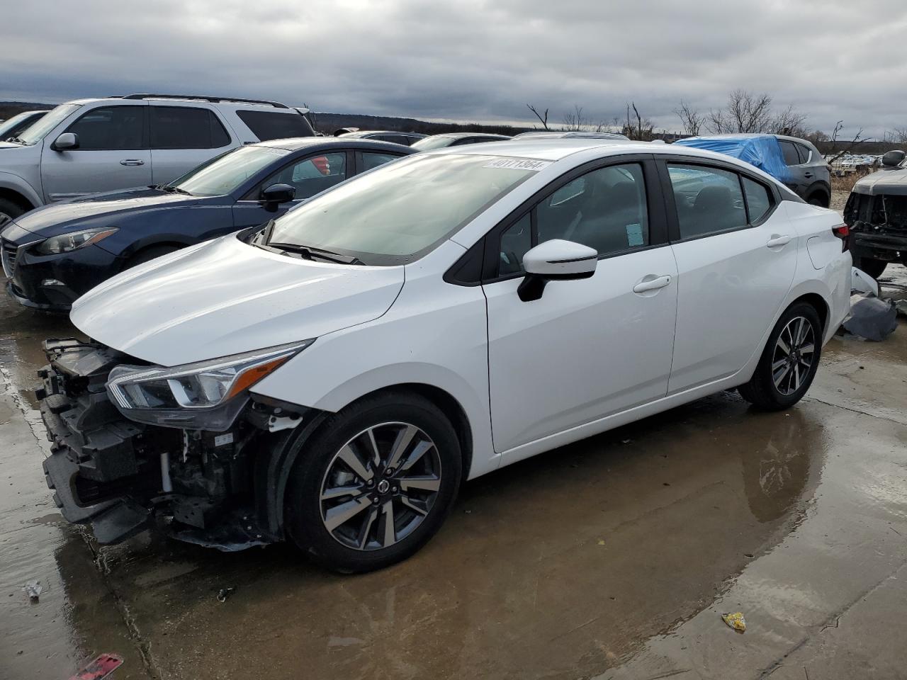 2021 NISSAN VERSA SV