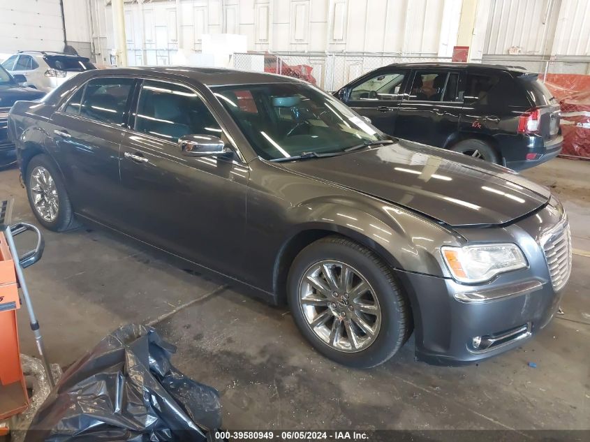 2013 CHRYSLER 300C