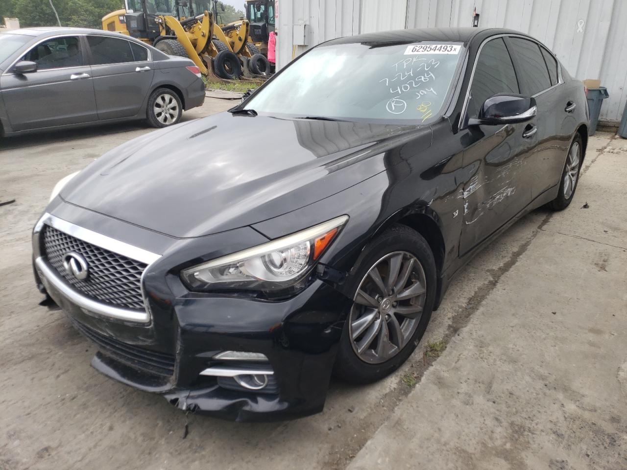 2015 INFINITI Q50 BASE