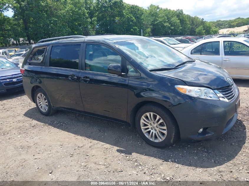 2017 TOYOTA SIENNA LE 8 PASSENGER