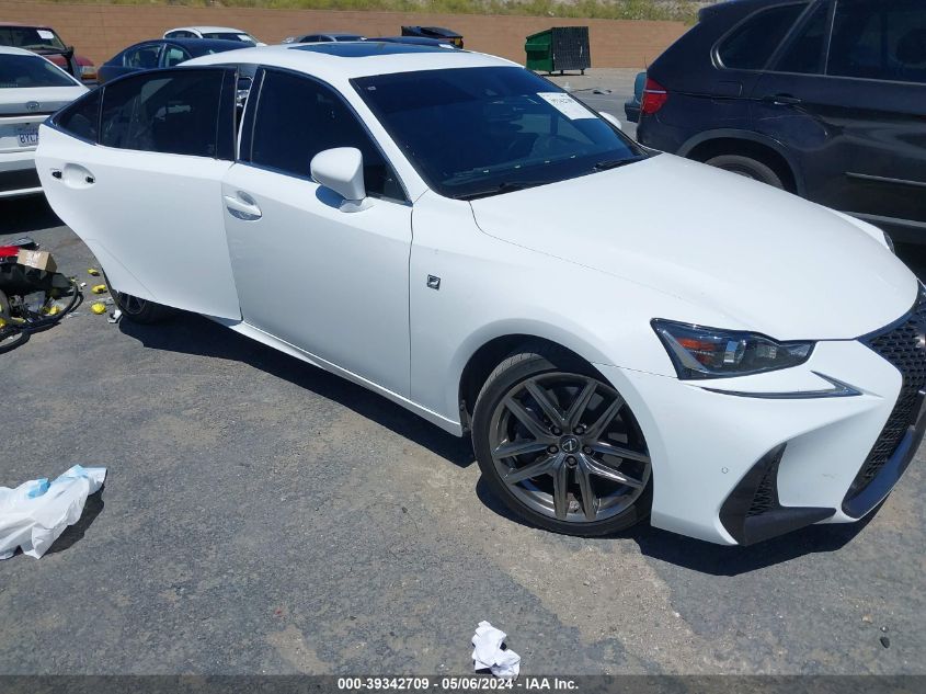 2019 LEXUS IS 300