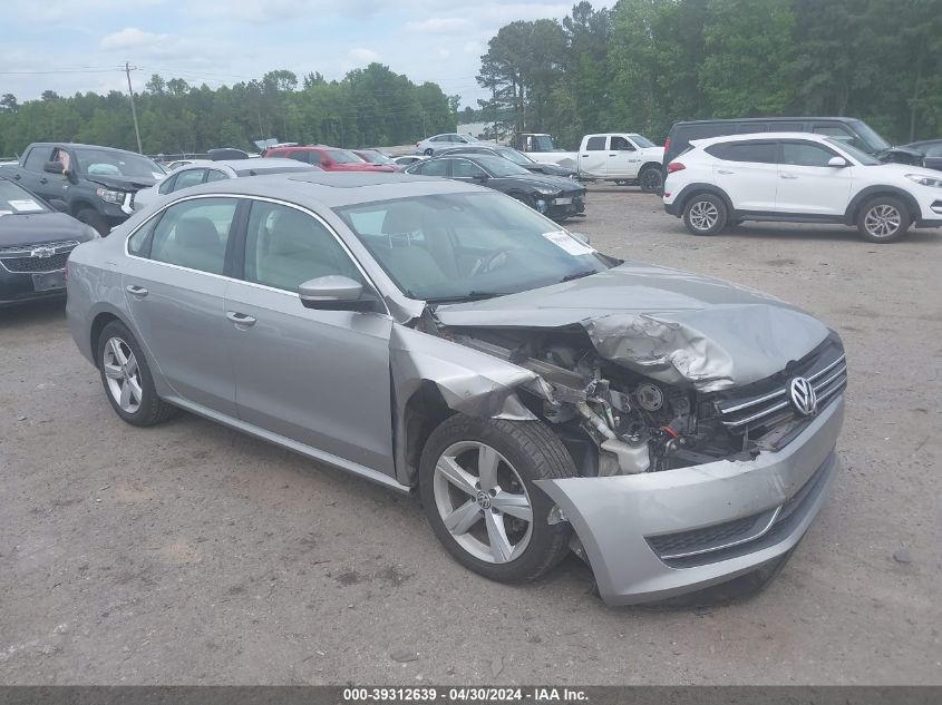 2013 VOLKSWAGEN PASSAT 2.5L SE