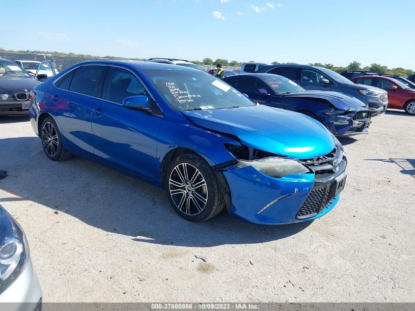 2016 TOYOTA CAMRY SE