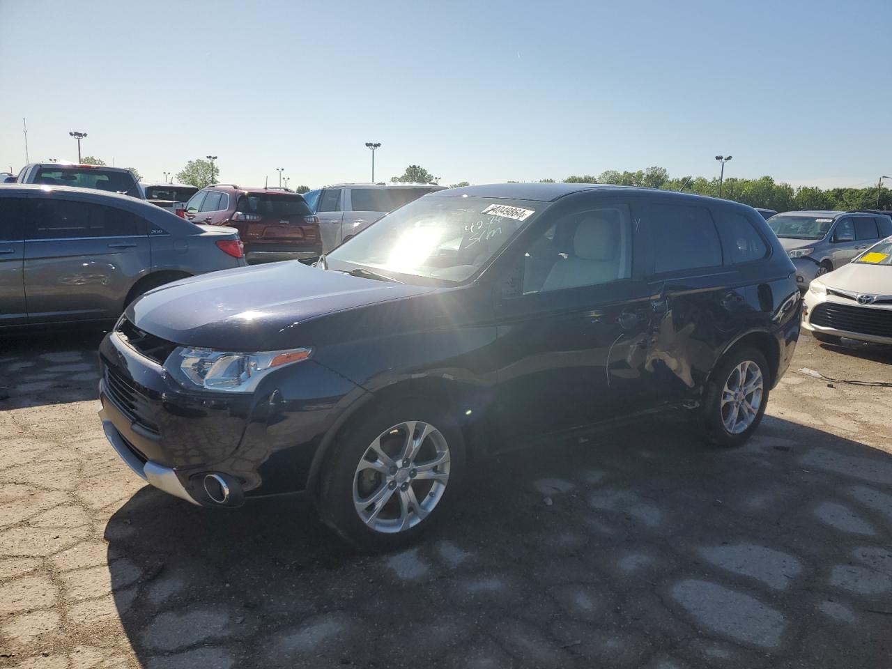 2015 MITSUBISHI OUTLANDER SE