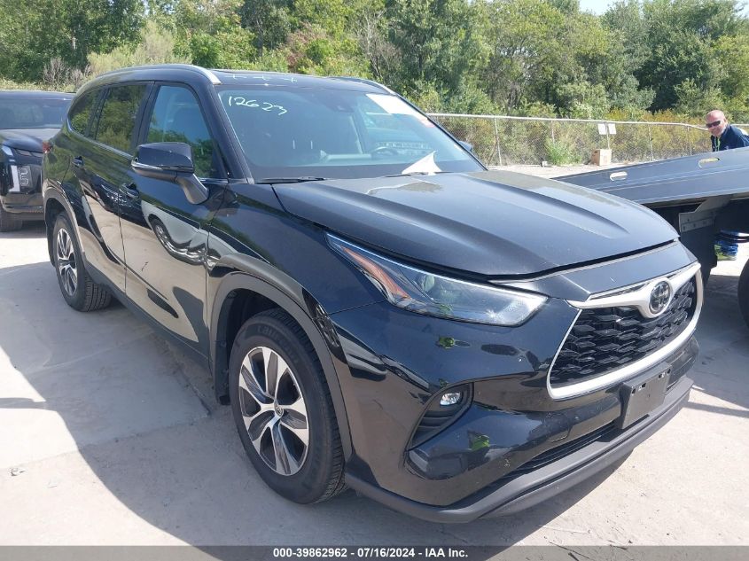 2023 TOYOTA HIGHLANDER XLE