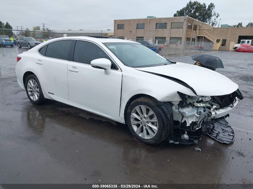 2015 LEXUS ES 300H