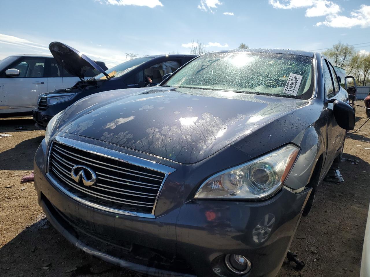 2011 INFINITI M37 X