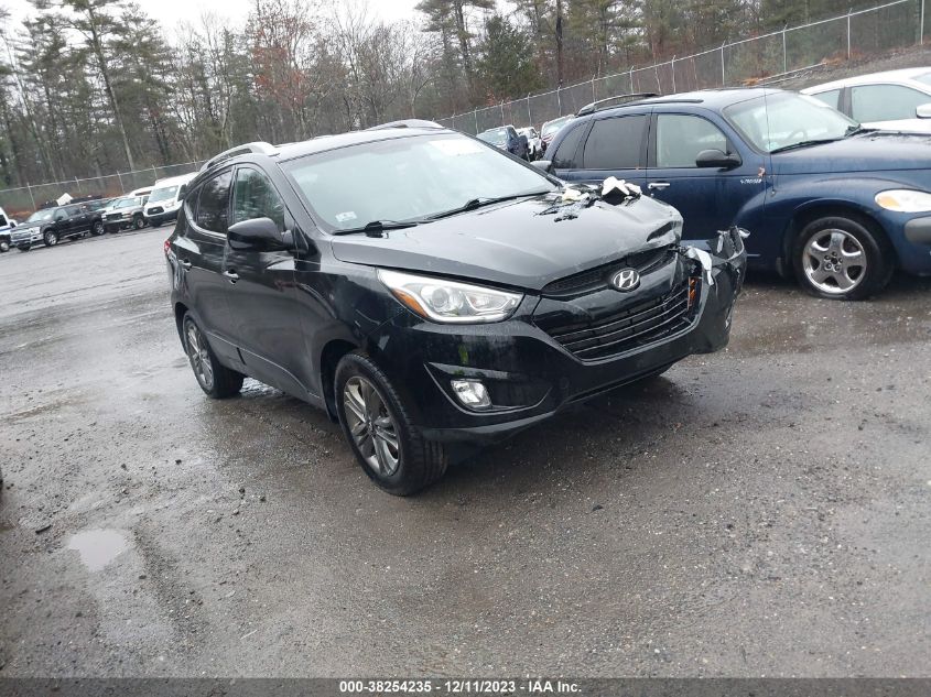 2015 HYUNDAI TUCSON SE