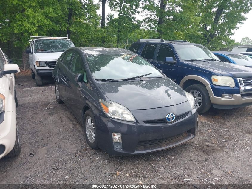 2010 TOYOTA PRIUS III