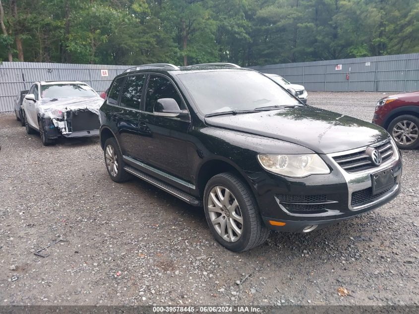 2010 VOLKSWAGEN TOUAREG V6 TDI