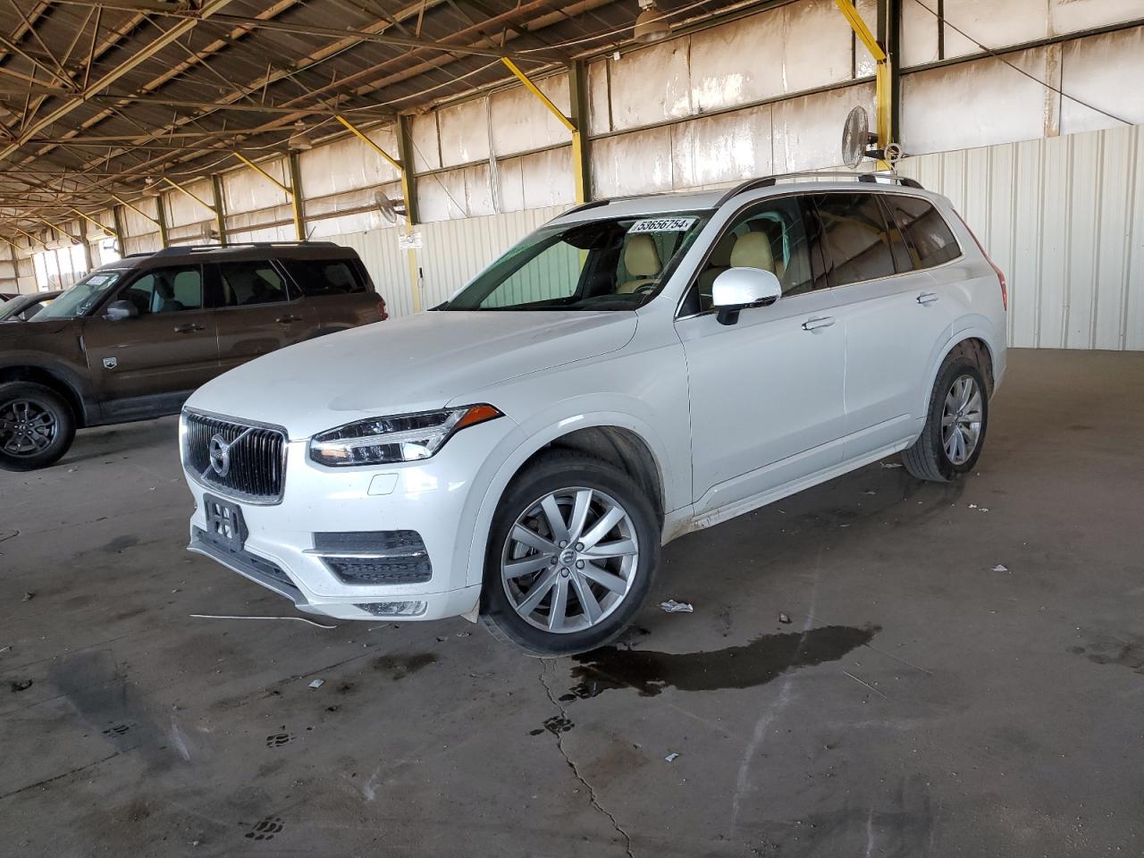 2016 VOLVO XC90 T6