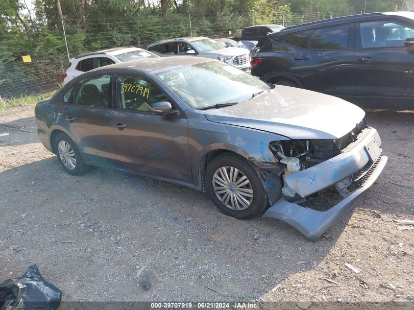 2014 VOLKSWAGEN PASSAT S